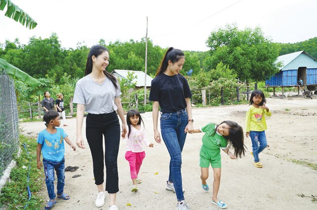 Nhật ký hành trình nhân ái ảnh 1