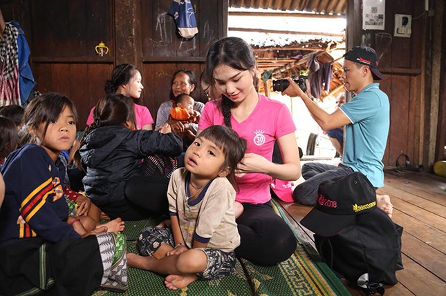 Giọt nước mắt sau những bước chân vui ảnh 1