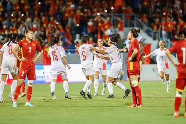 Báo Philippines: ‘Nữ Việt Nam được tạo mọi điều kiện để giành chiến thắng’ ảnh 2