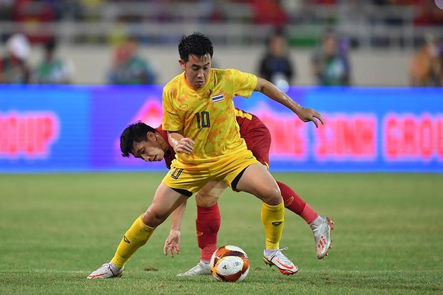 Kiatisuk được xem là ứng viên nặng ký dẫn dắt U23 Thái Lan ảnh 2