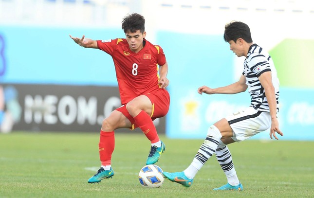 Truyền thông Hàn Quốc dìm Trung Quốc, cổ vũ ĐT Việt Nam giành vé dự World Cup - Ảnh 1.