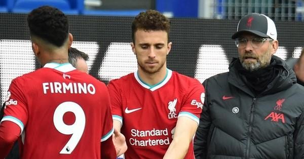 Gia hạn xong với Salah, Liverpool tính bán Firmino - Ảnh 1.