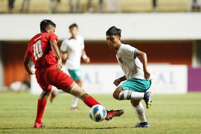 Hạ Singapore với tỷ số không tưởng, Indonesia đe dọa cơ hội đi tiếp của U16 Việt Nam - Ảnh 1.