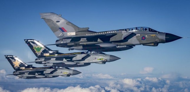 Không quân Anh kỷ niệm 40 năm phục vụ của máy bay Tornado GR4 ảnh 2