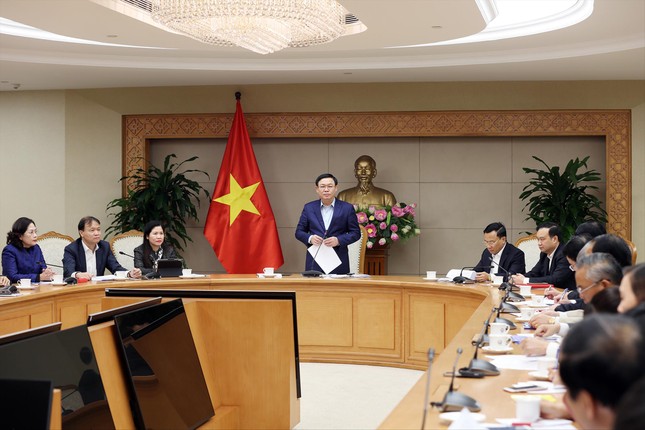 Tăng giá khẩu trang có thể phạt đến 15 triệu đồng ảnh 1
