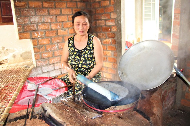 Đơn hàng tới tấp, làng bánh tráng, bún miến hoạt động hết công suất ảnh 5