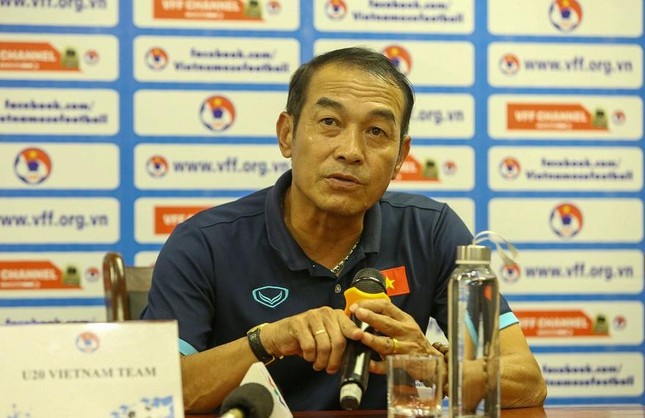 HLV Đinh Thế Nam chỉ rõ lý do khiến U20 Việt Nam thua ngược Indonesia ảnh 1