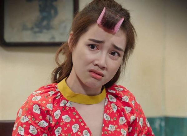 Thời trang đồng bóng của những nhân vật 'khó ưa' trên màn ảnh Việt ảnh 1