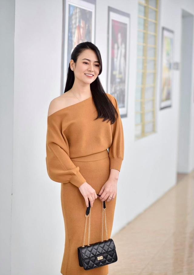 Thời trang có gu trên màn ảnh của Việt Hoa được khán giả tấm tắc khen ngợi ảnh 7