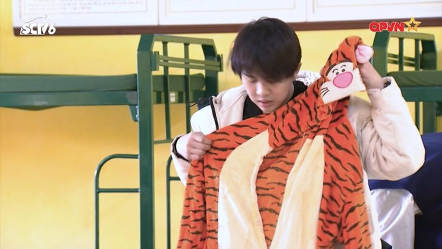 Sao Nhập Ngũ: Chết cười với vali đồ đủ thứ trên đời và màn xin xỏ của Hòa Minzy, Duy Khánh ảnh 8