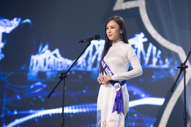 Jenna Anh Phương: 'Bố mẹ tưởng tôi giỡn khi biết con gái thi hoa hậu' ảnh 4
