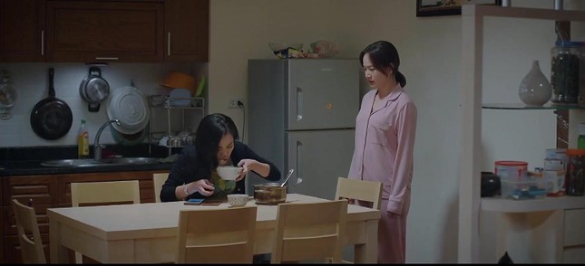 Thương ngày nắng về: 'Chị chồng' Thu Hà kể hậu trường hài hước cảnh ăn bát cháo chim của cháu trai ảnh 3