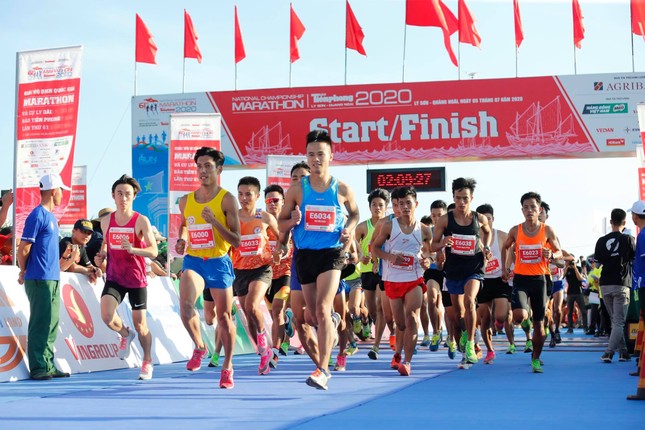 Tiền Phong Marathon 2020: Những ngôi vô địch xứng đáng ảnh 43