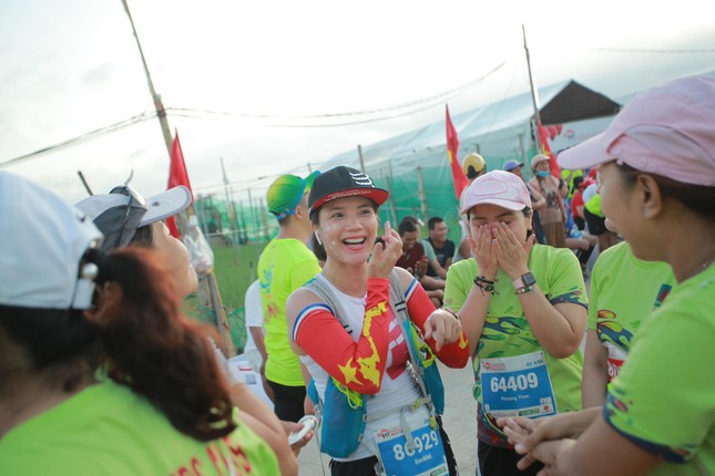 Tiền Phong Marathon 2020: Những ngôi vô địch xứng đáng ảnh 19