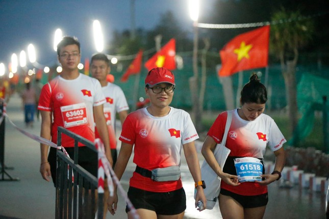 Tiền Phong Marathon 2020: Những ngôi vô địch xứng đáng ảnh 14