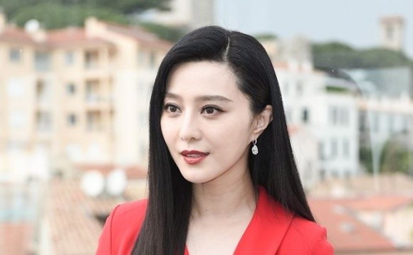 Showbiz 20/6: Phạm Băng Băng nói gì về tin đồn bỏ quốc tịch Trung ảnh 8