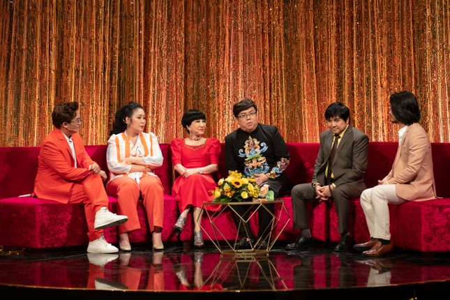 Nghệ sĩ cải lương Thanh Kim Huệ tiết lộ việc hiếm khi diễn ‘live’ vở Lan và Điệp ảnh 3