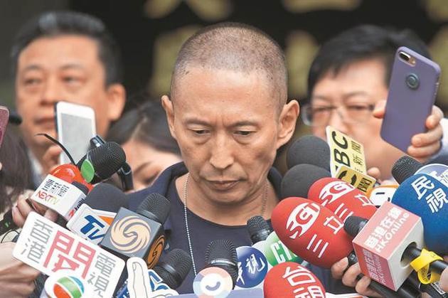 Sao nam phim 'Bao Thanh Thiên' phải bán nhà sau bê bối hiếp dâm ảnh 2