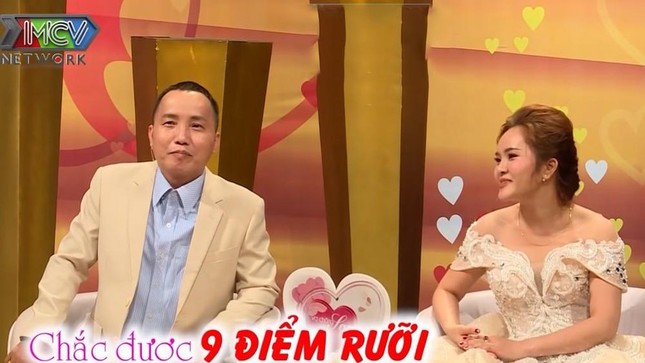 'Điểm mặt' những gameshow kể chuyện giường chiếu, chứa cảnh dung tục phản cảm ảnh 1
