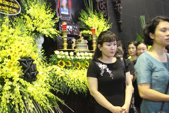 Gia đình, đồng nghiệp tiễn biệt NSƯT Hoàng Yến ảnh 22