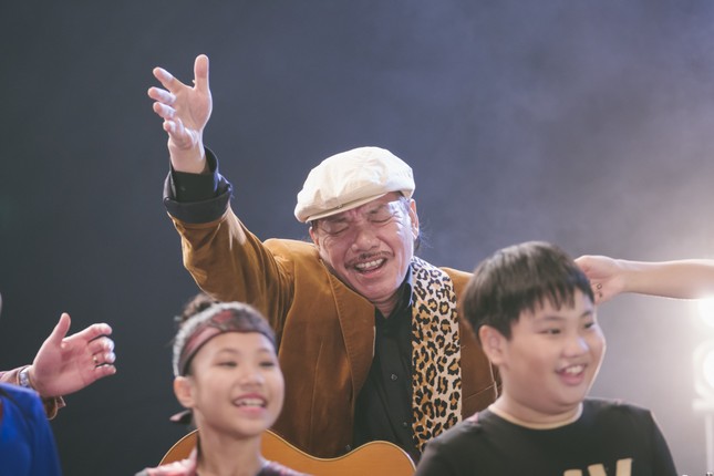 Nhạc sĩ Trần Tiến lặng lẽ chữa bệnh ở Vũng Tàu ảnh 4