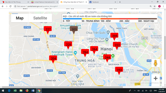 Hà Nội: Ô nhiễm lên mức nguy hại, công trình vô tư xả bụi ảnh 1