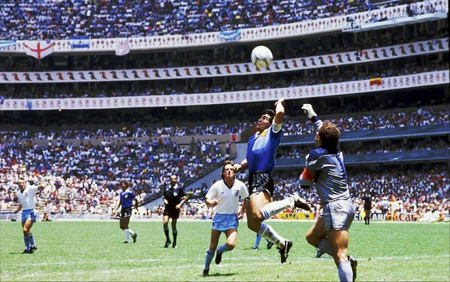 Nước mắt rơi ngày tiễn biệt Maradona ảnh 1