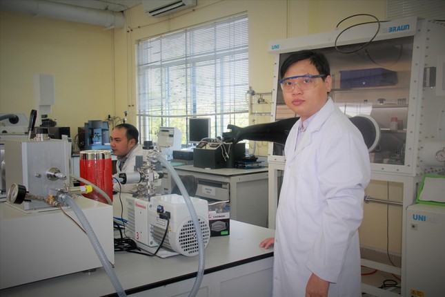 Truyền lửa nghiên cứu khoa học cho bạn trẻ ảnh 1