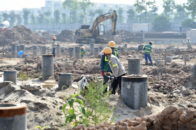 Dự án đầu tư công tiến độ “rùa“: Hai năm, hồ sơ mới tới Chính phủ ảnh 2