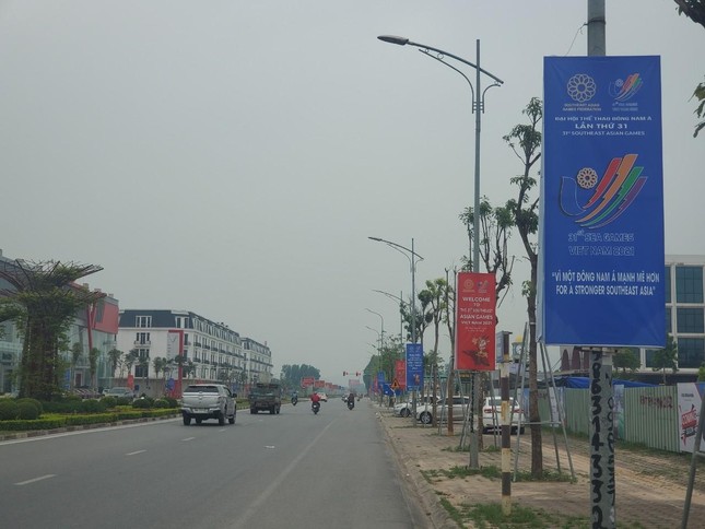 Bắc Giang trang hoàng đường phố đón SEA Games 31 ảnh 2