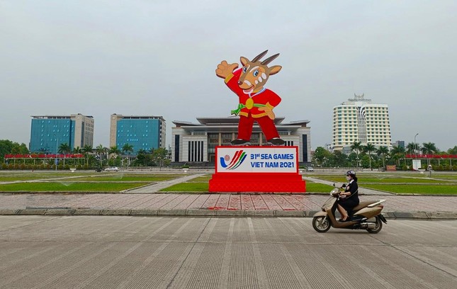 Bắc Giang trang hoàng đường phố đón SEA Games 31 ảnh 1