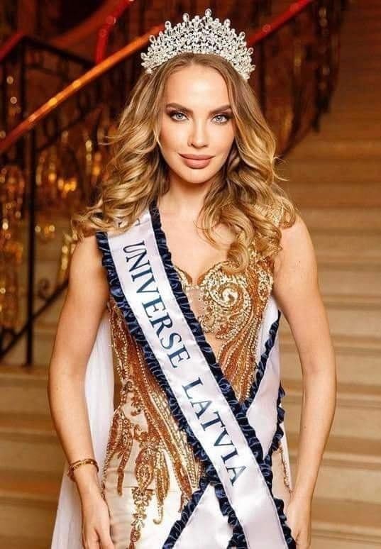 Latvia cử thí sinh thi Hoa hậu Hoàn vũ sau 14 năm ảnh 1