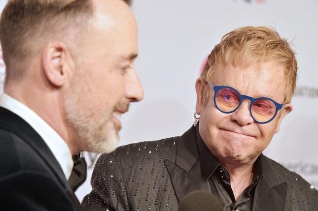 Cuộc hôn nhân đồng giới viên mãn của Elton John ảnh 3