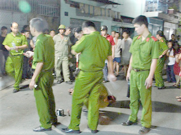 Nghịch tử đánh chết cha ruột vì bị phá giấc ngủ ảnh 1