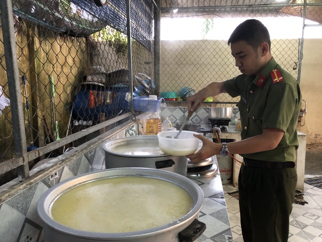 Bát cháo yêu thương, lan tỏa nghĩa tình ảnh 5