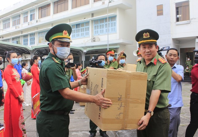 An Giang: Tăng cường 6 lực lượng lên tuyến biên giới phòng chống dịch COVID-19 ảnh 5