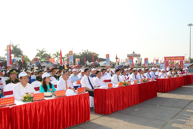 Long trọng Lễ Thượng cờ Thống nhất non sông ảnh 2