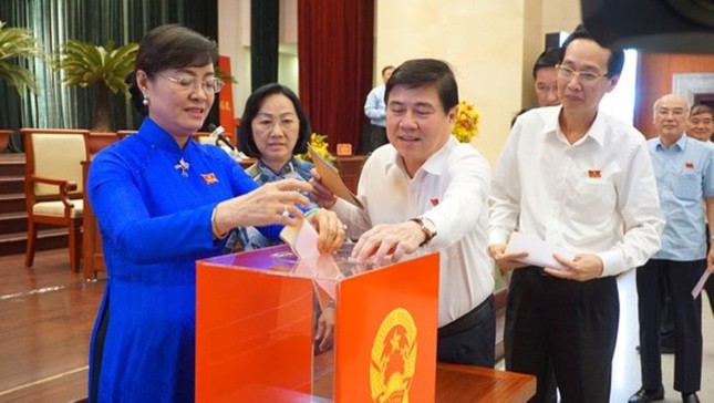 HĐND TPHCM họp bất thường bầu các lãnh đạo chủ chốt ảnh 1