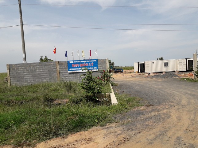 Cận cảnh khu đất làm điện mặt trời Thái Lan muốn mua sát biên giới Campuchia ảnh 3