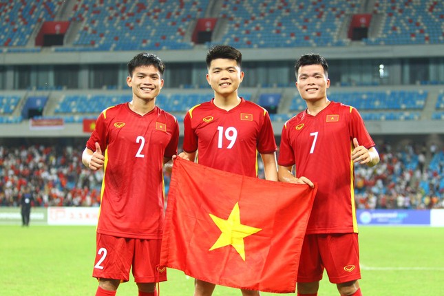 Quỹ Hỗ trợ tài năng trẻ Việt Nam, VFF thưởng nóng U23 Việt Nam 1,7 tỷ đồng ảnh 1
