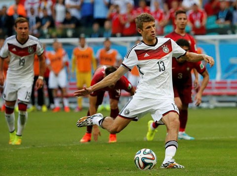 Thomas Muller: Kẻ cắp không gian, một gã bí ẩn và... lôi thôi ảnh 1