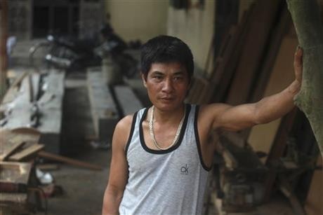 Chuyện đàn ông Việt xa vợ lên báo Tây ảnh 2