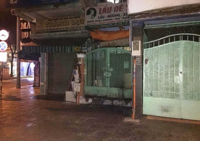 Mâu thuẫn gia đình, nổ súng bắn chị vợ ở quán nhậu ảnh 2
