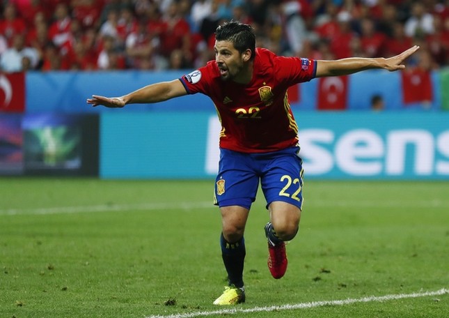 Tám cầu thủ hứa hẹn 'đổi đời' sau EURO 2016 ảnh 3