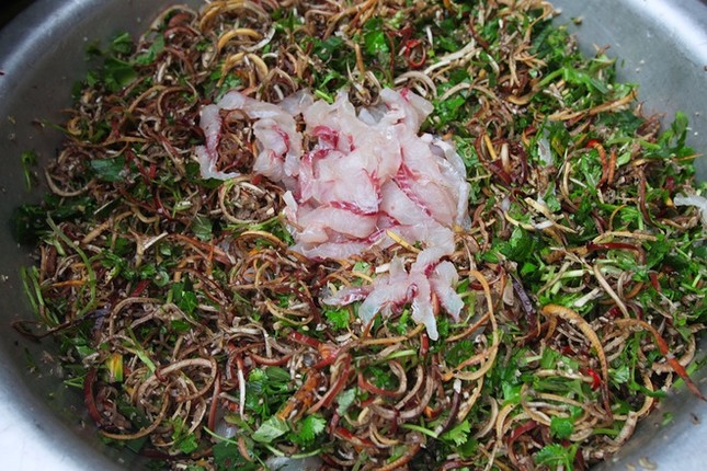 Những đặc sản không phải ai cũng dám thử ở Tây Bắc ảnh 2