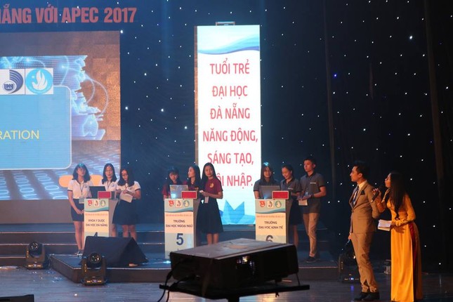 Sinh viên Đà Nẵng tranh tài hiểu biết về APEC ảnh 2