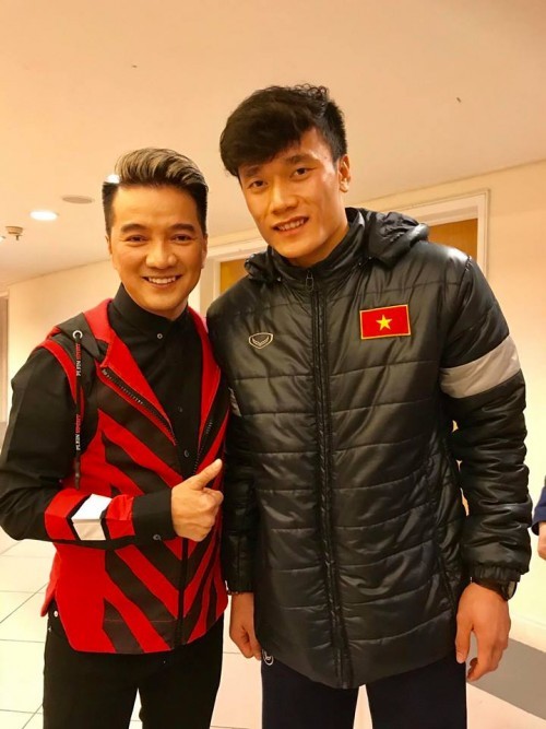 Đàm Vĩnh Hưng bật mí được Bùi Tiến Dũng của U23 VN gọi là ‘soái ca’ ảnh 3