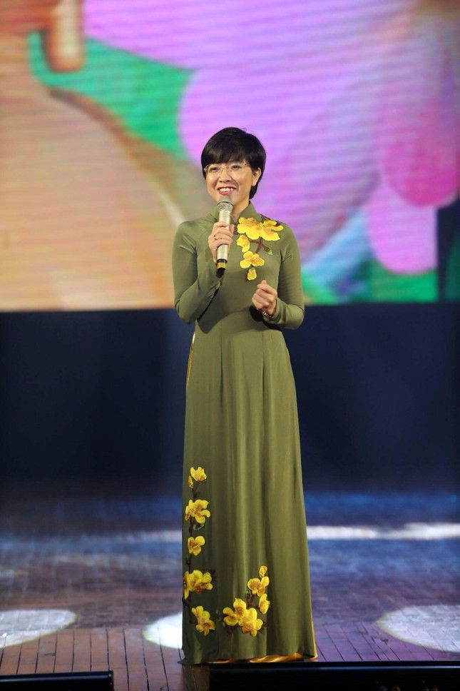 MC Thảo Vân: Giữ mối quan hệ chân thành, tử tế sau ly hôn vì con ảnh 1