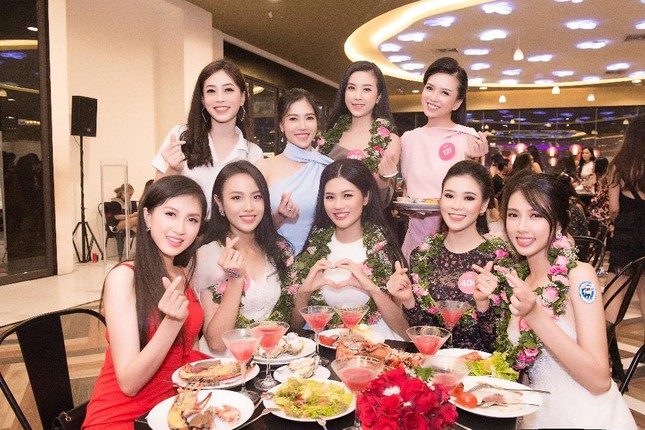 Léman Luxury Apartments chào đón 43 thí sinh HHVN 2018 đến nhà chung ảnh 8