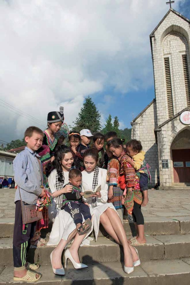 'Hành trình từ trái tim' đến với biển đảo và vùng núi cao ảnh 3